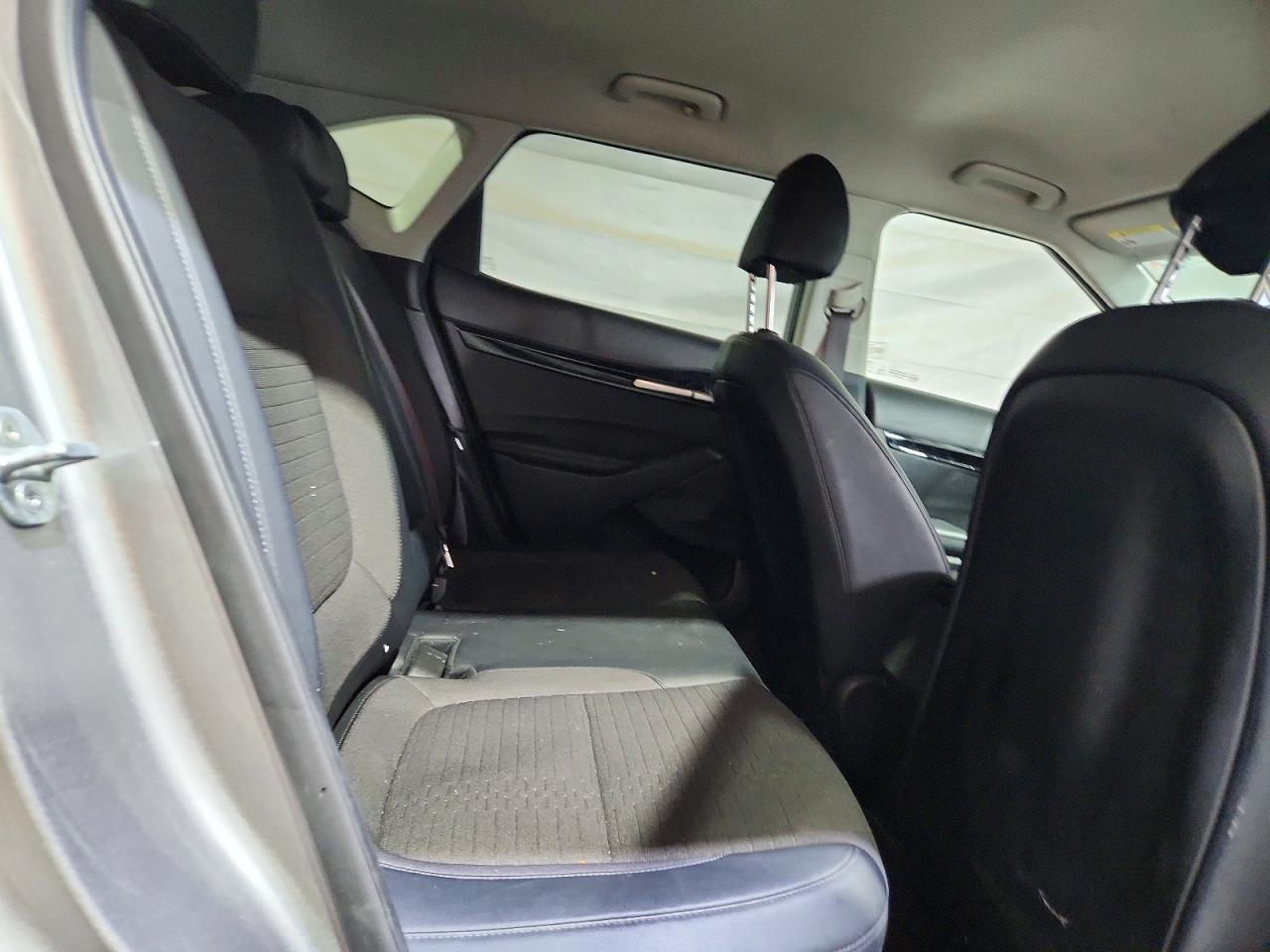 2021 KIA SELTOS S photo 28