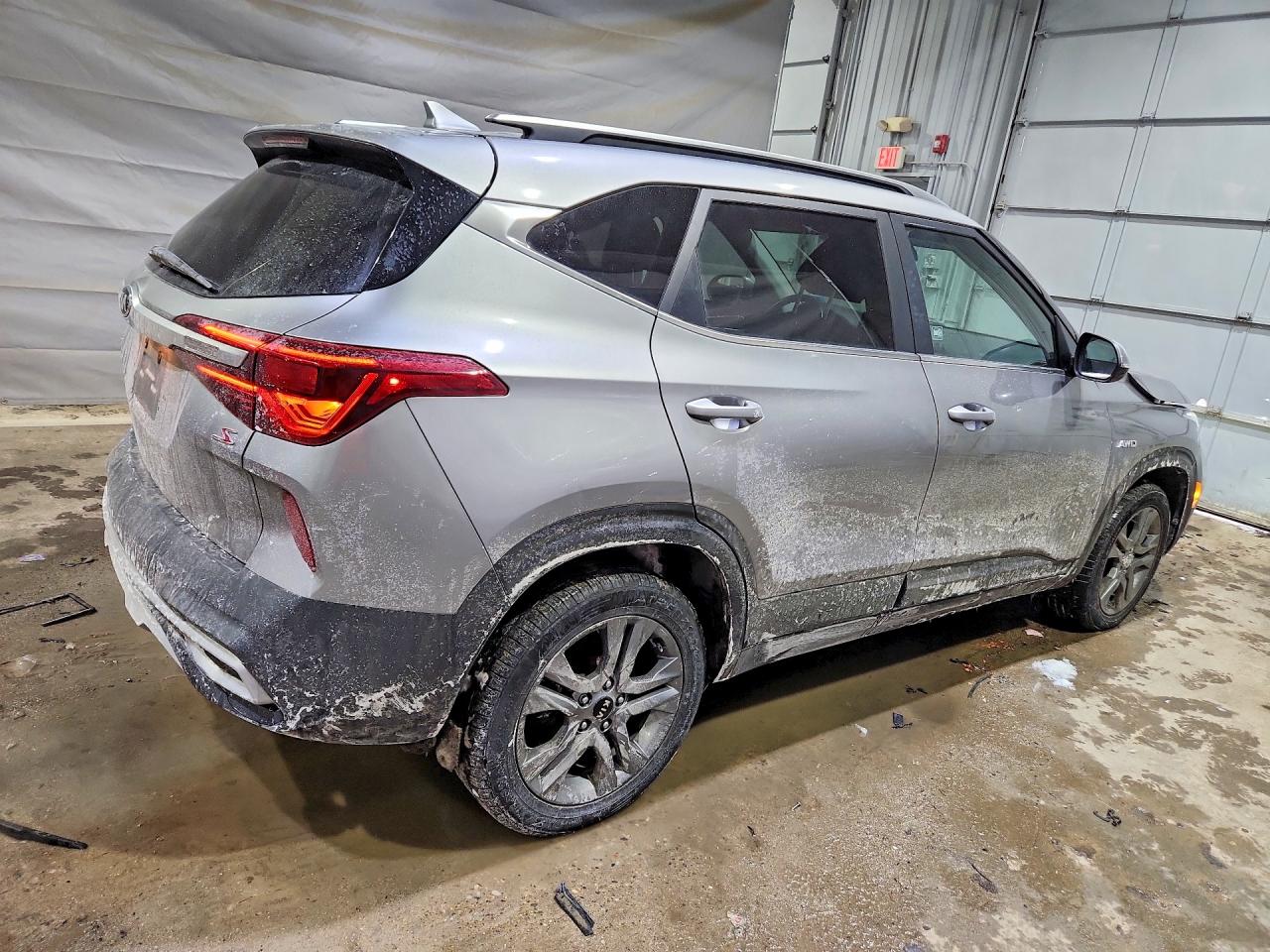 2021 KIA SELTOS S photo 7