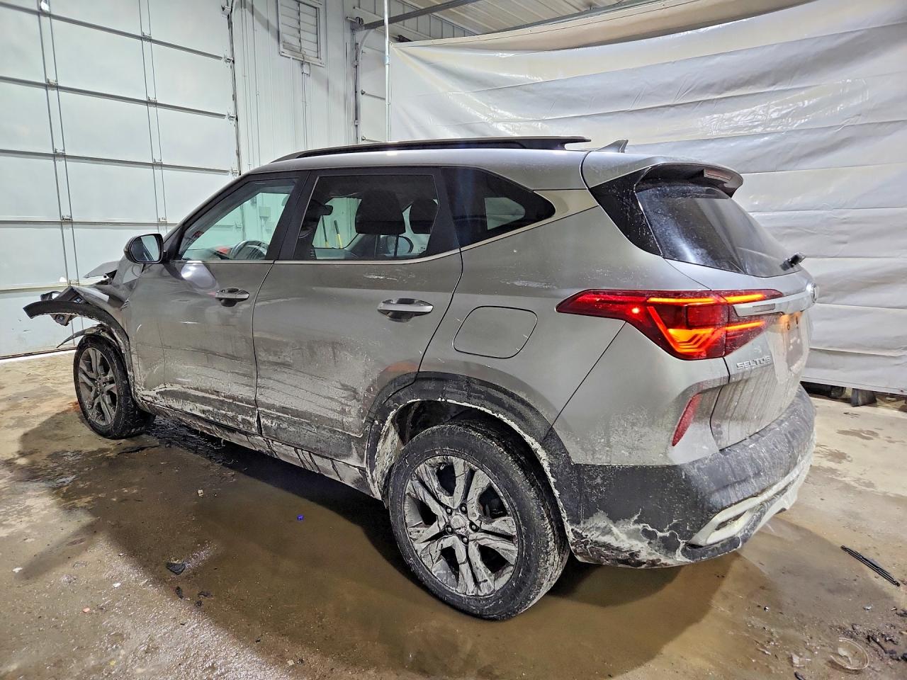 2021 KIA SELTOS S photo 4