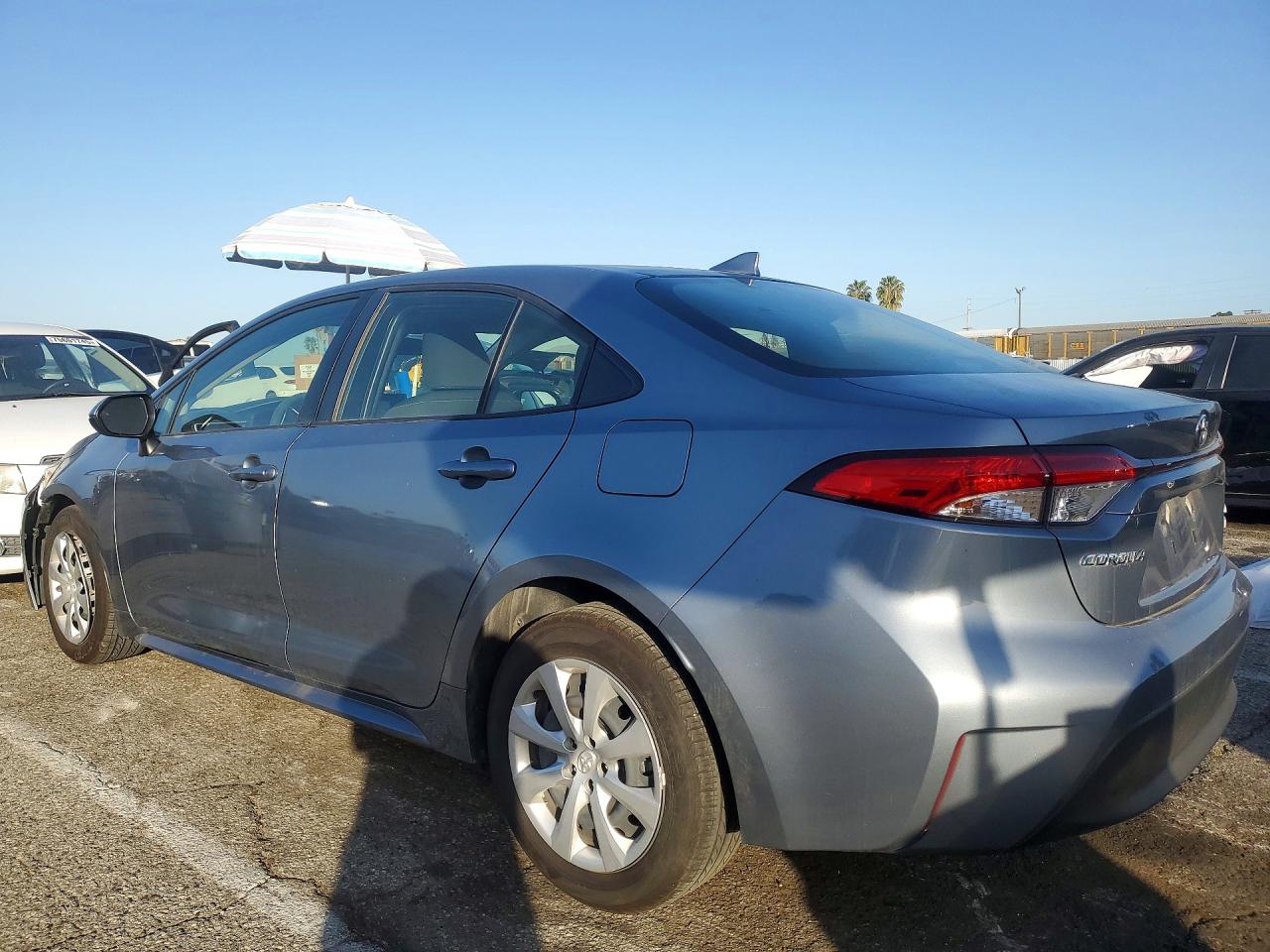 2024 TOYOTA COROLLA photo 2