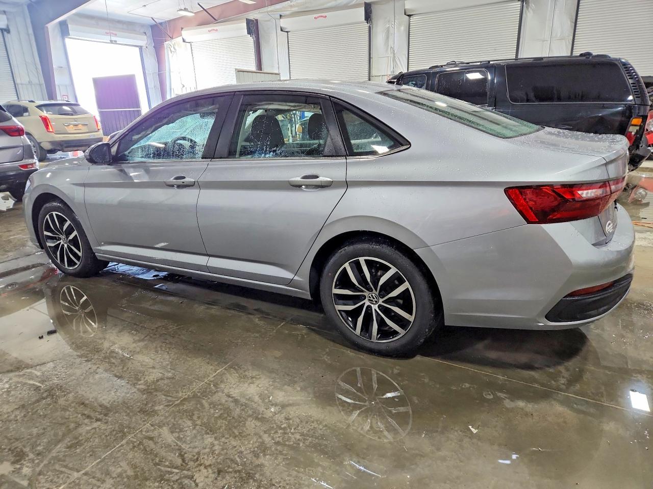 2025 VOLKSWAGEN JETTA SE photo 4