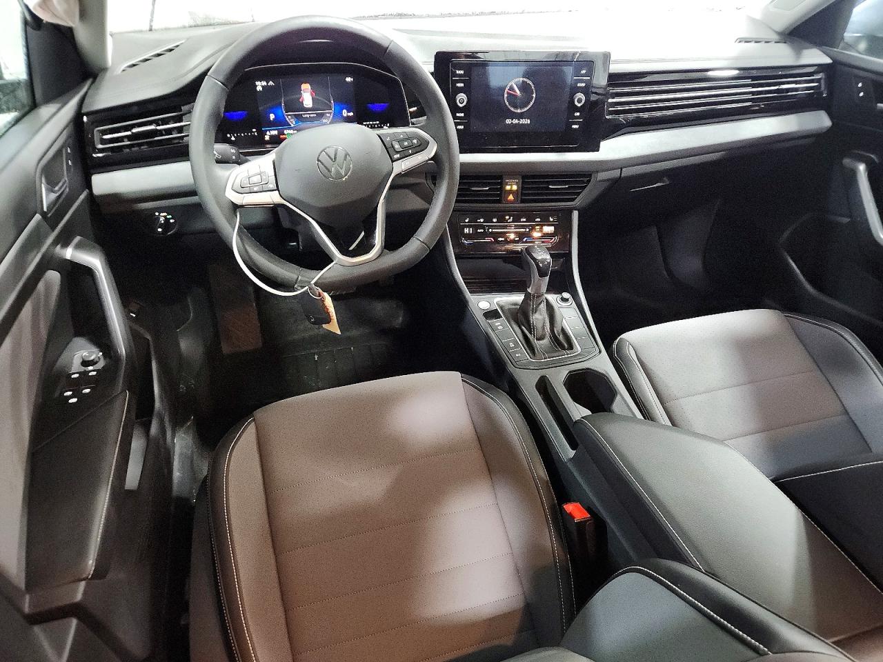 2025 VOLKSWAGEN JETTA SE photo 22