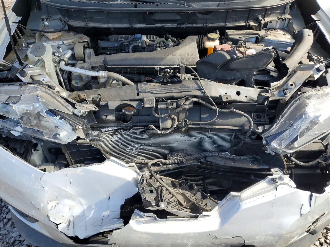 2016 NISSAN ROGUE SV photo 34