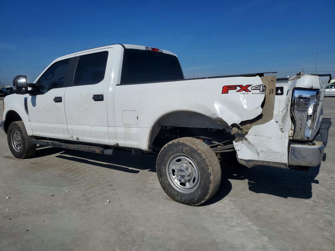 2017 FORD F250 SUPER DUTY photo 2