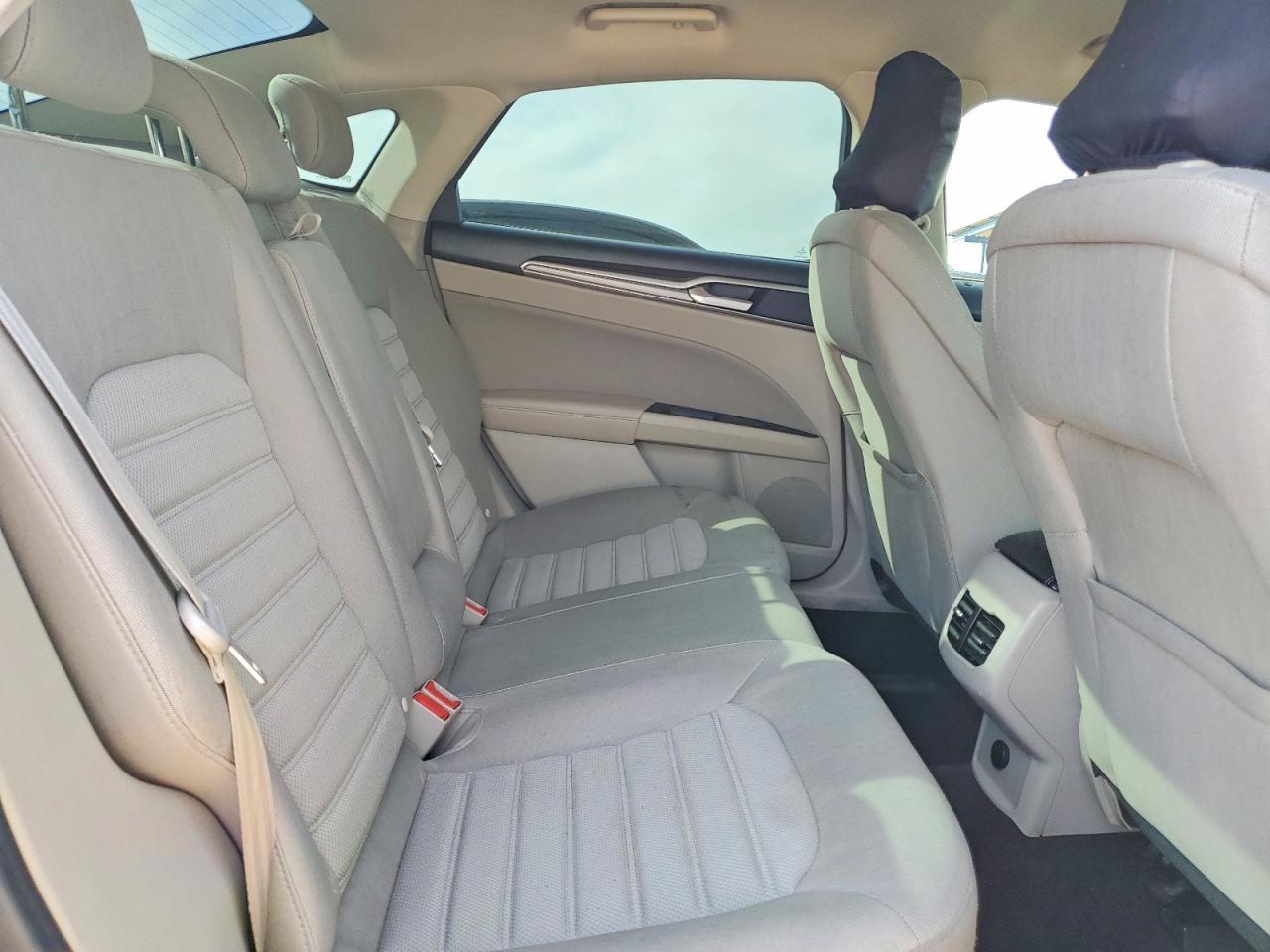 2019 FORD FUSION SE photo 28