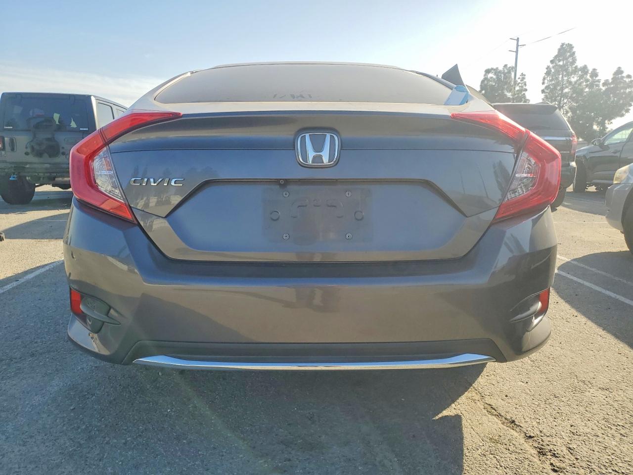 2020 HONDA CIVIC LX photo 11