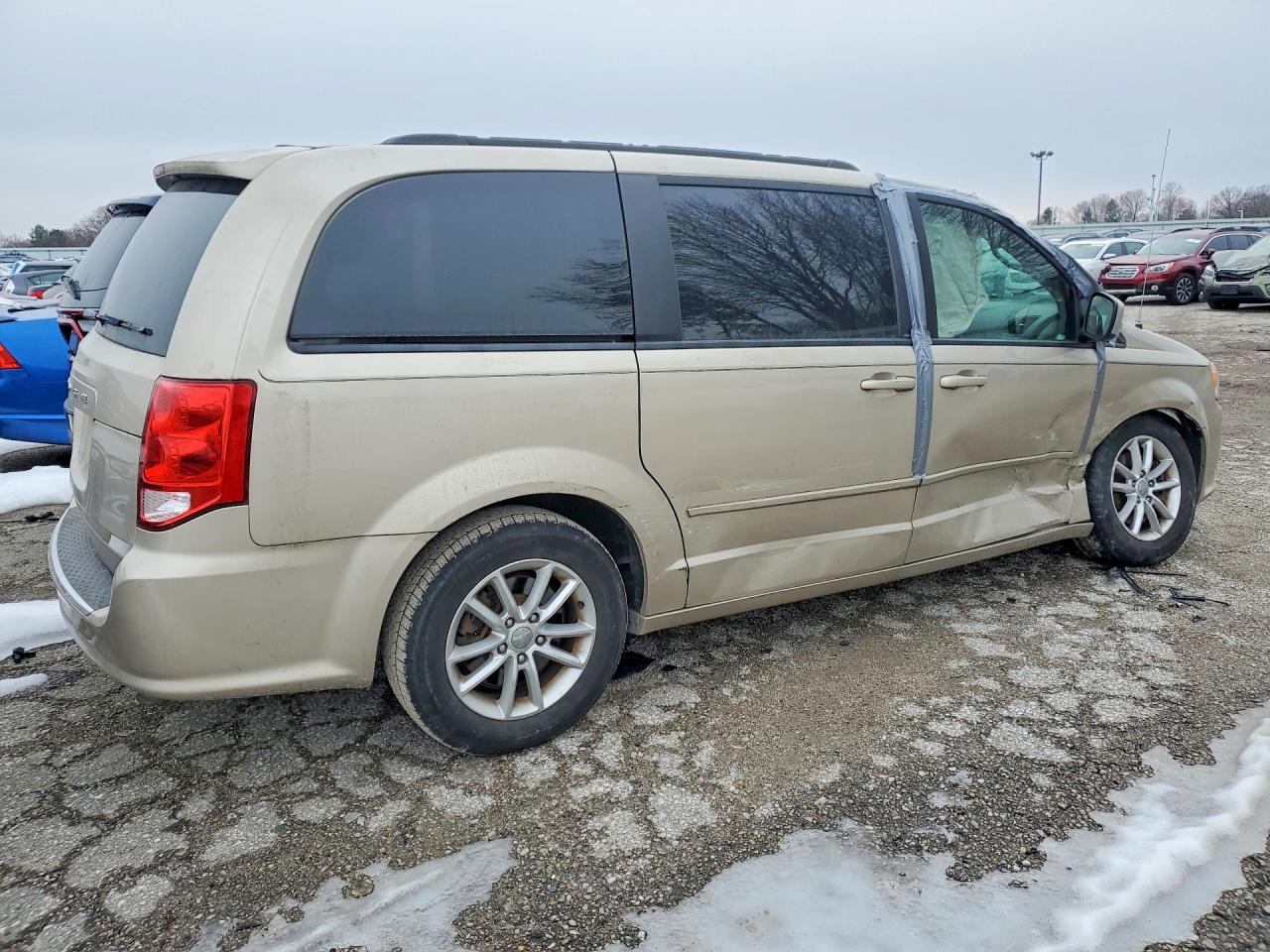 2013 DODGE GRAND CARAVAN SXT photo 5