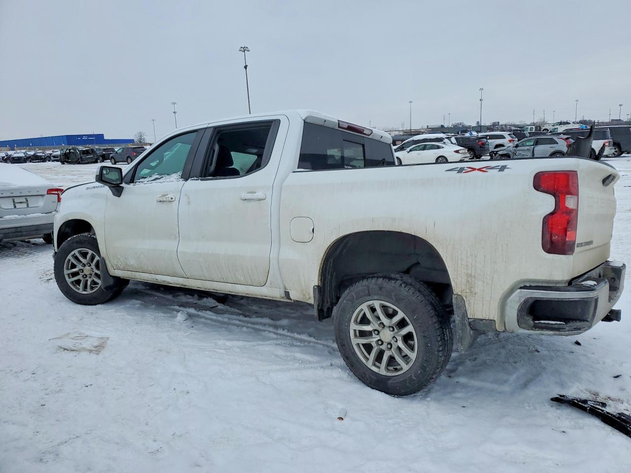 2021 CHEVROLET SILVERADO K1500 LT photo 3