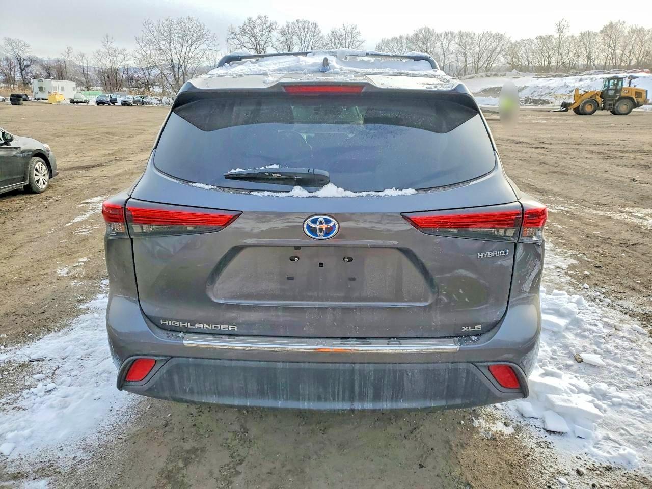 2023 TOYOTA HIGHLANDER HYBRID XLE photo 6