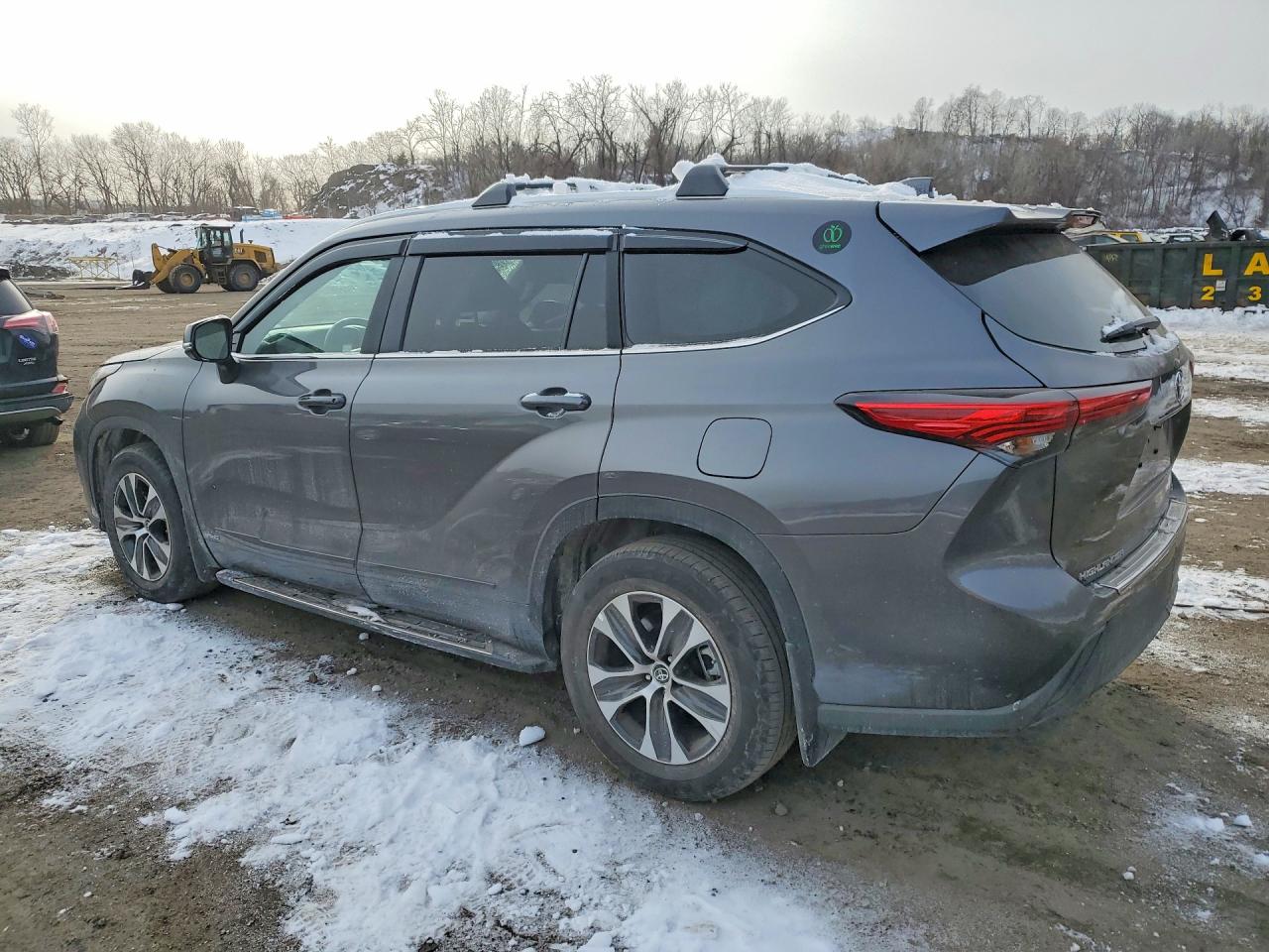 2023 TOYOTA HIGHLANDER HYBRID XLE photo 2