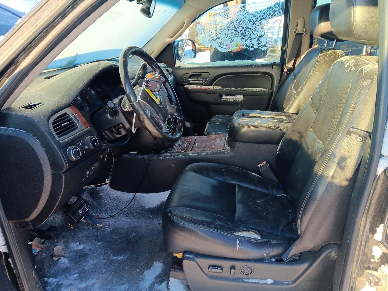 2011 CHEVROLET TAHOE K1500 LTZ photo 13