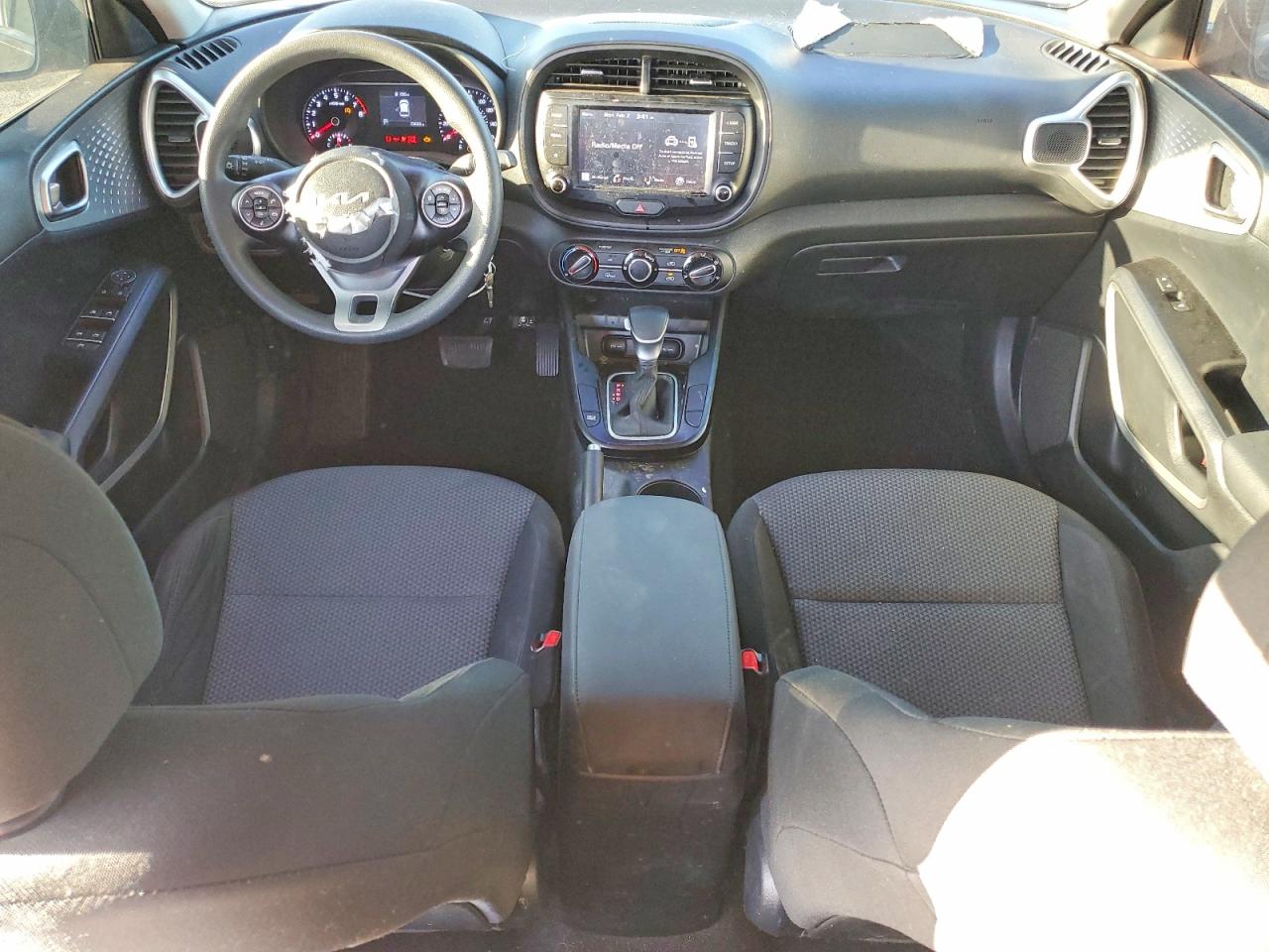 2022 KIA SOUL LX photo 8