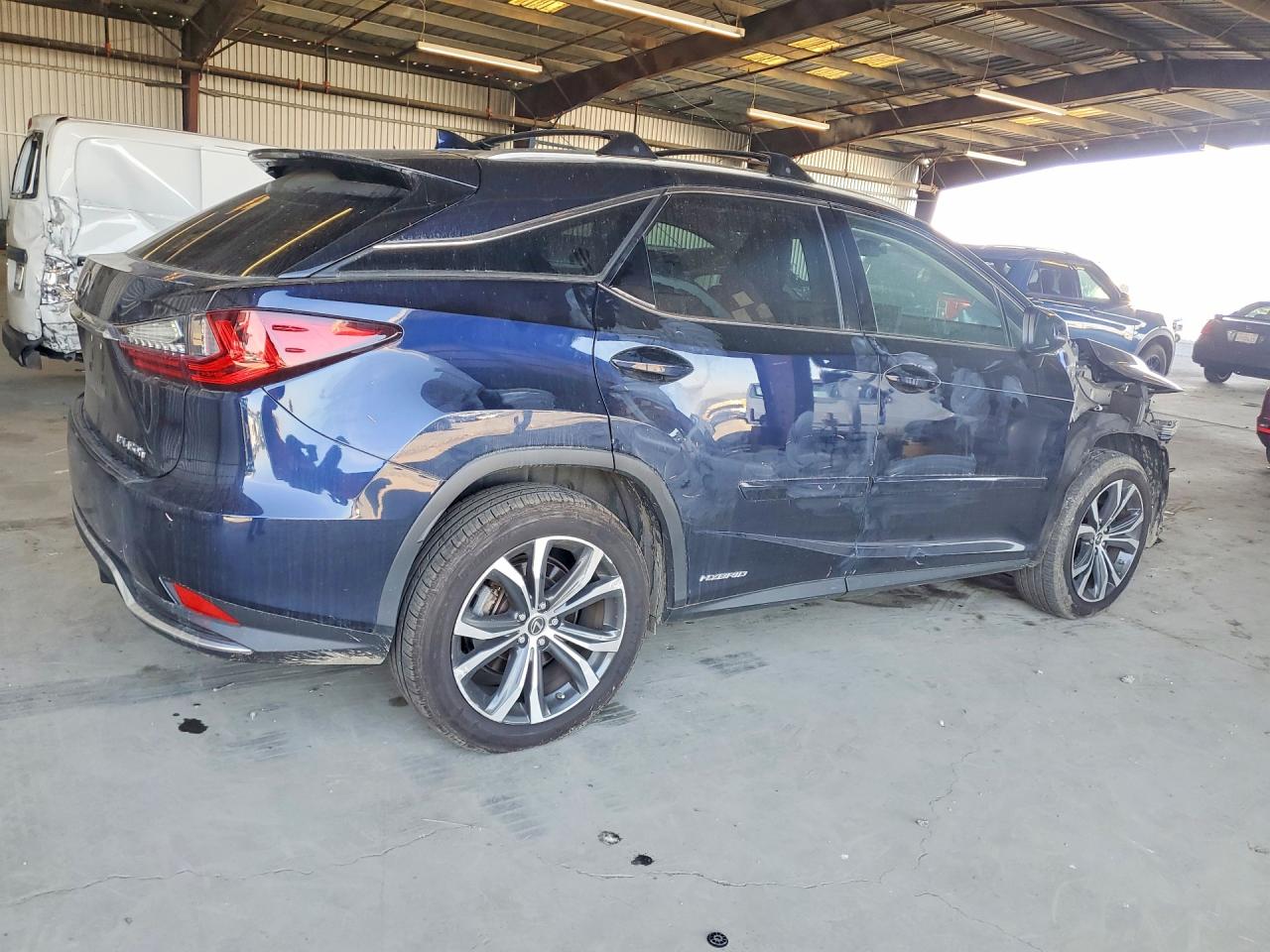 2021 LEXUS RX 450H photo 3