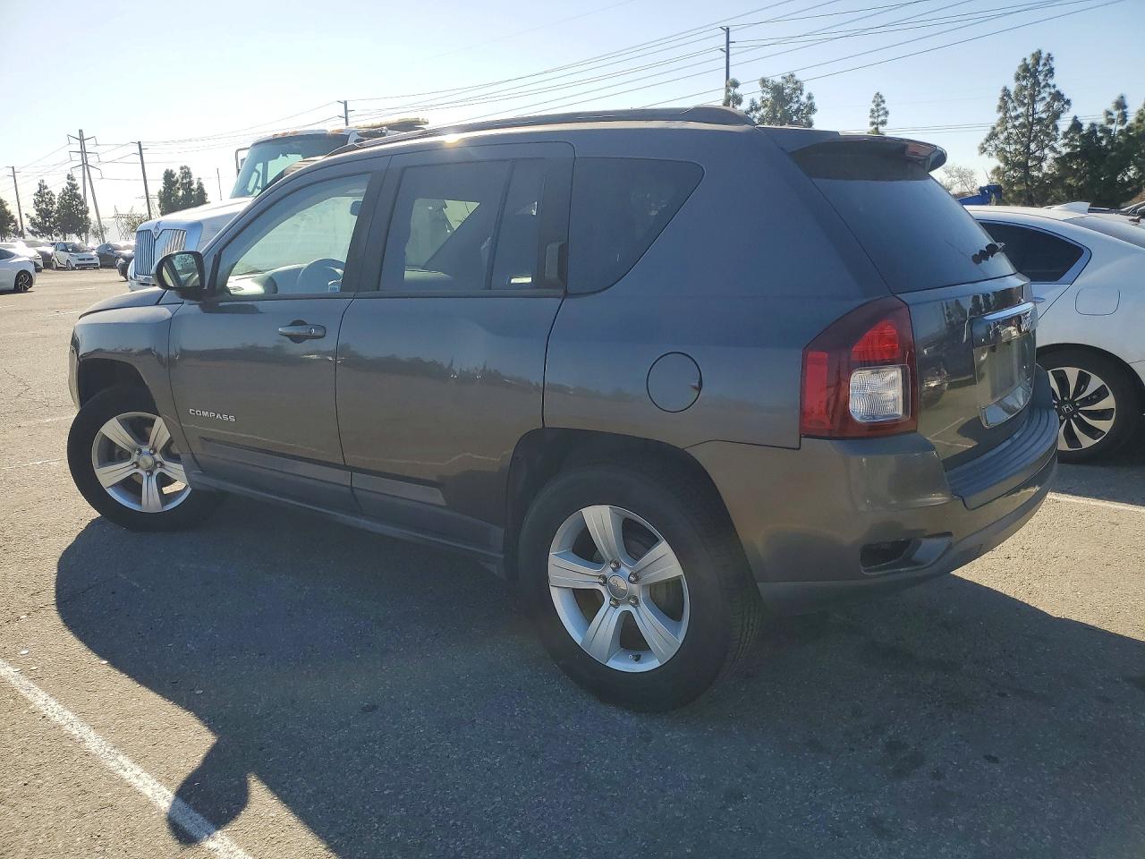 2016 JEEP COMPASS SPORT photo 3