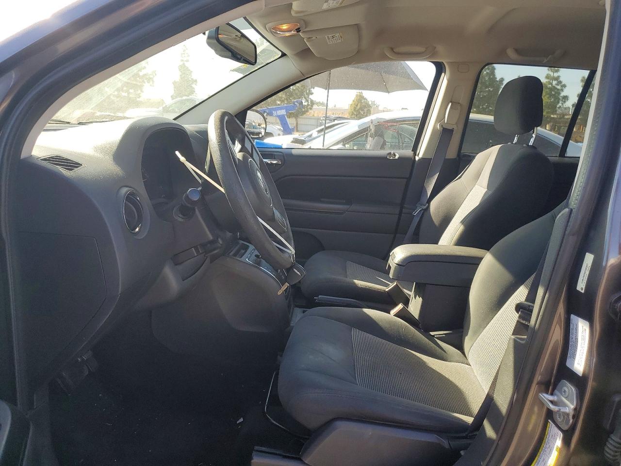 2016 JEEP COMPASS SPORT photo 13