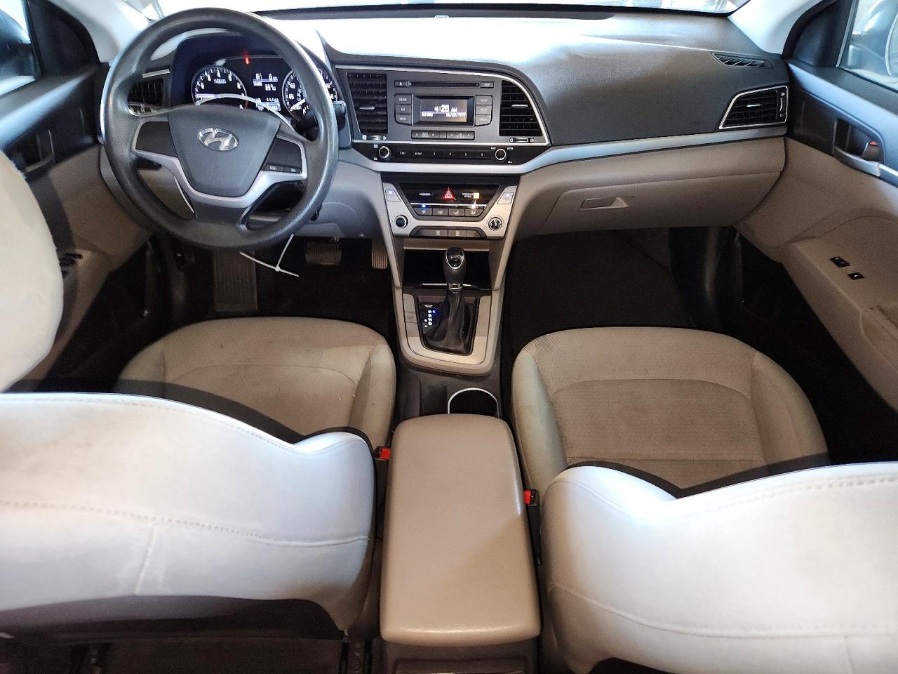 2017 HYUNDAI ELANTRA SE photo 15