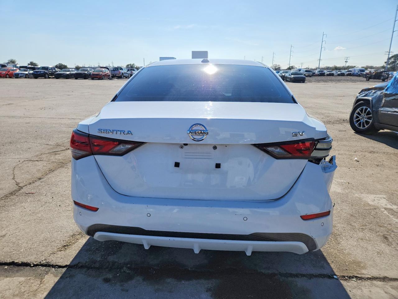 2022 NISSAN SENTRA SV photo 6