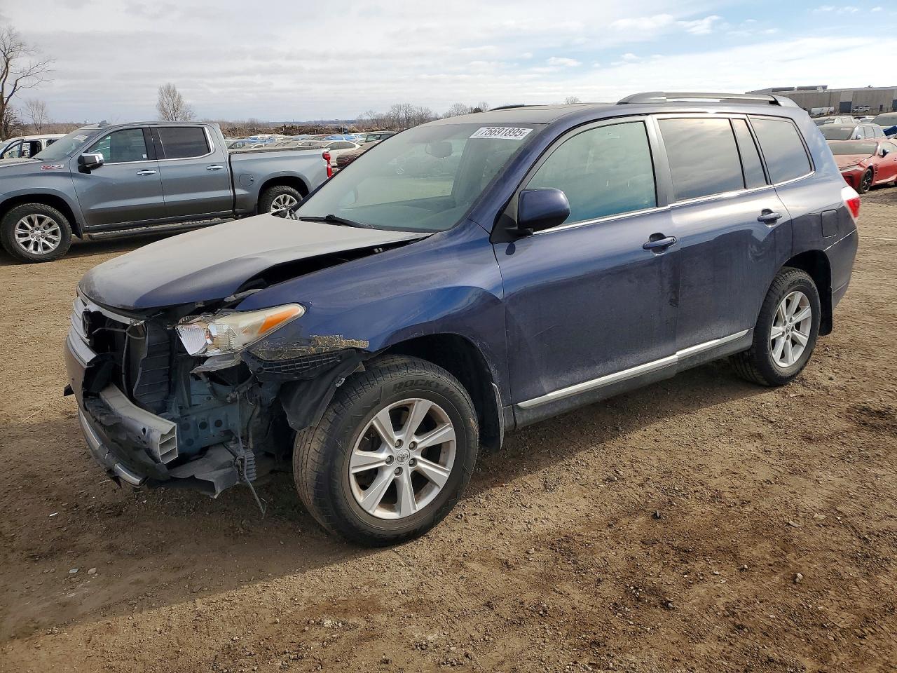 2011 TOYOTA HIGHLANDER