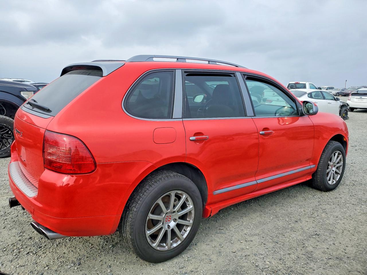 2006 PORSCHE CAYENNE S photo 7