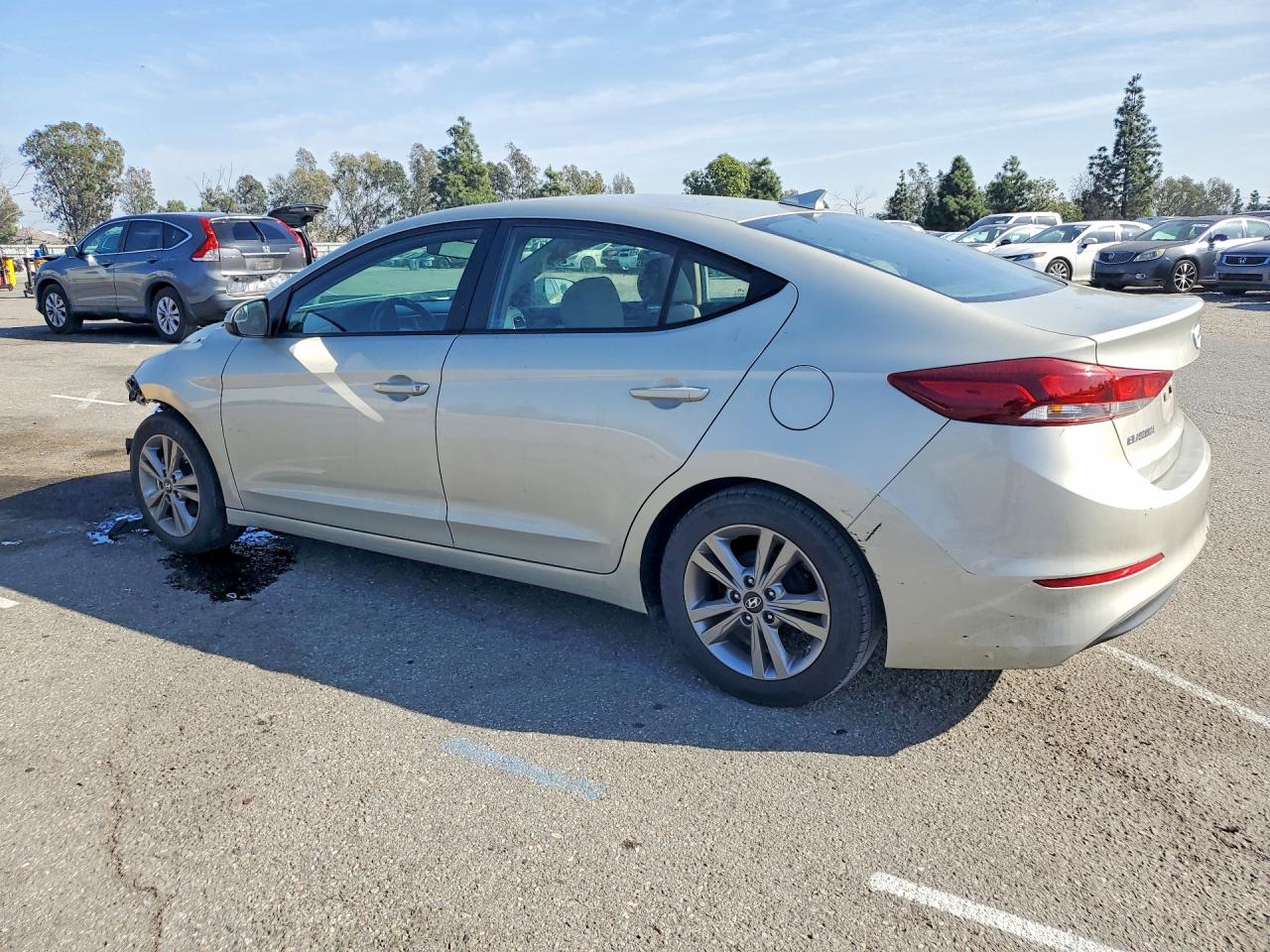 2017 HYUNDAI ELANTRA SE photo 4