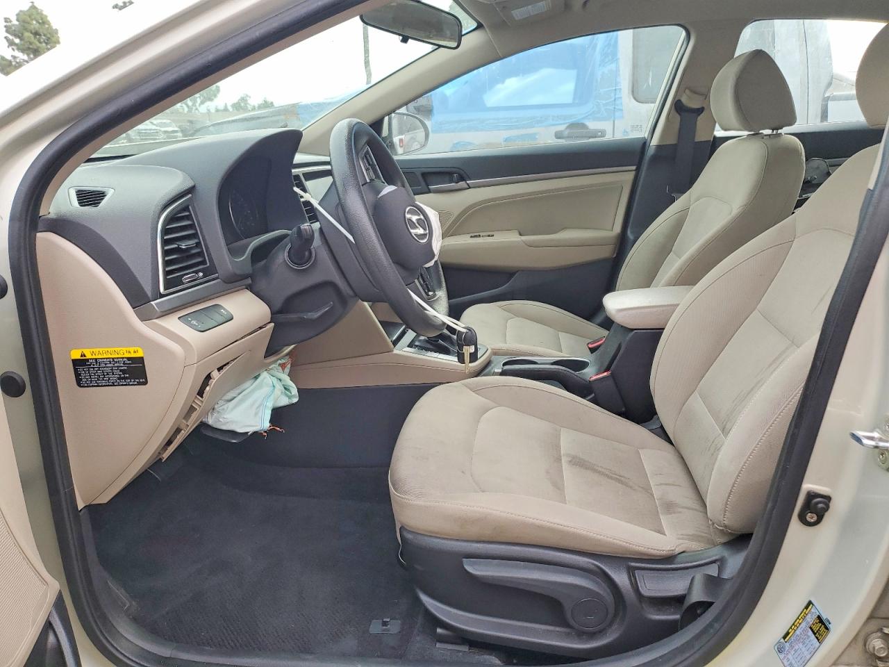 2017 HYUNDAI ELANTRA SE photo 19