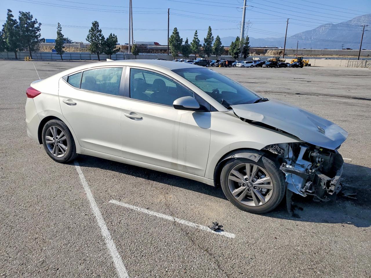 2017 HYUNDAI ELANTRA SE photo 10