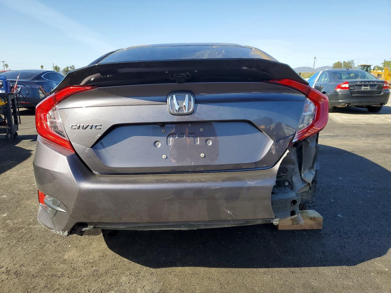 2016 HONDA CIVIC photo 11