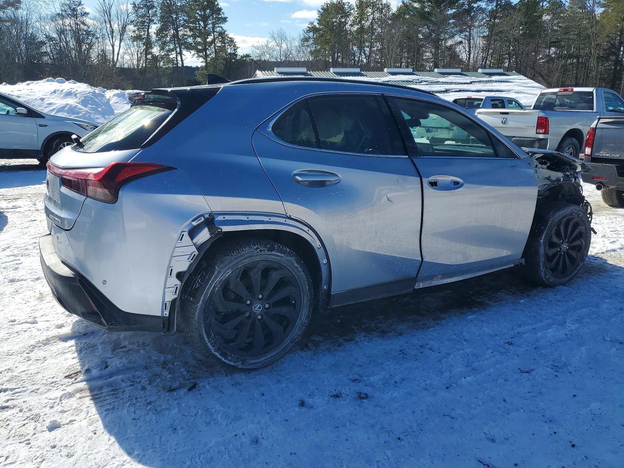 2023 LEXUS UX 250H BASE photo 3