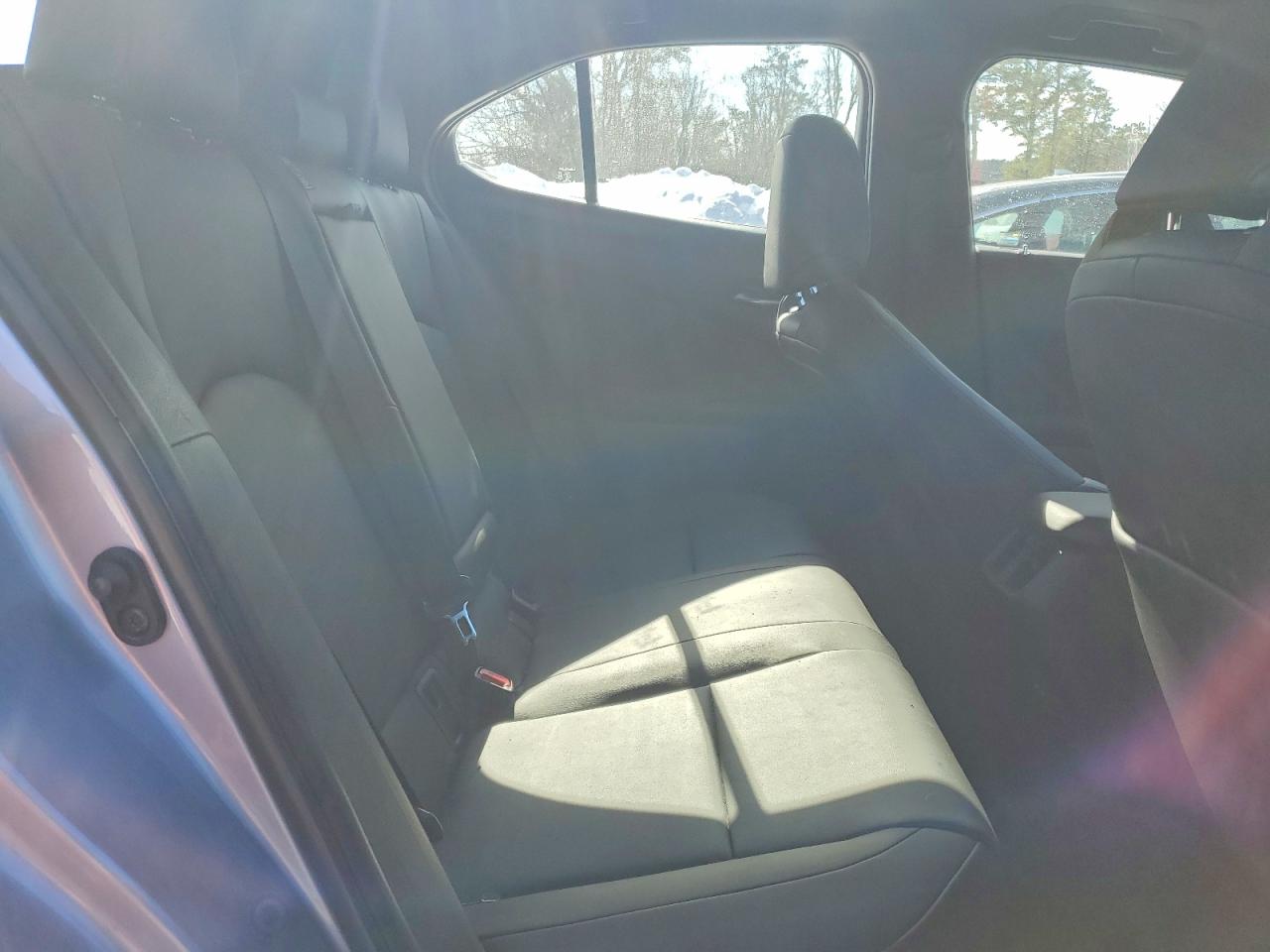 2023 LEXUS UX 250H BASE photo 11