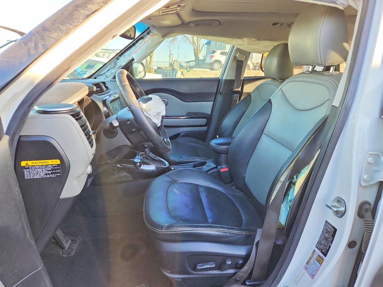 2016 KIA SOUL + photo 13