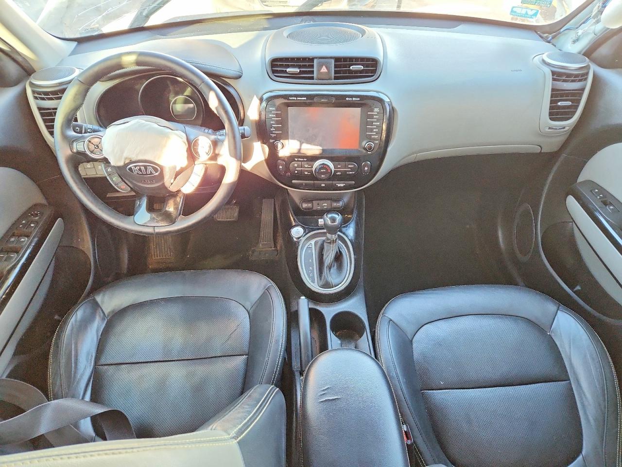 2016 KIA SOUL + photo 15