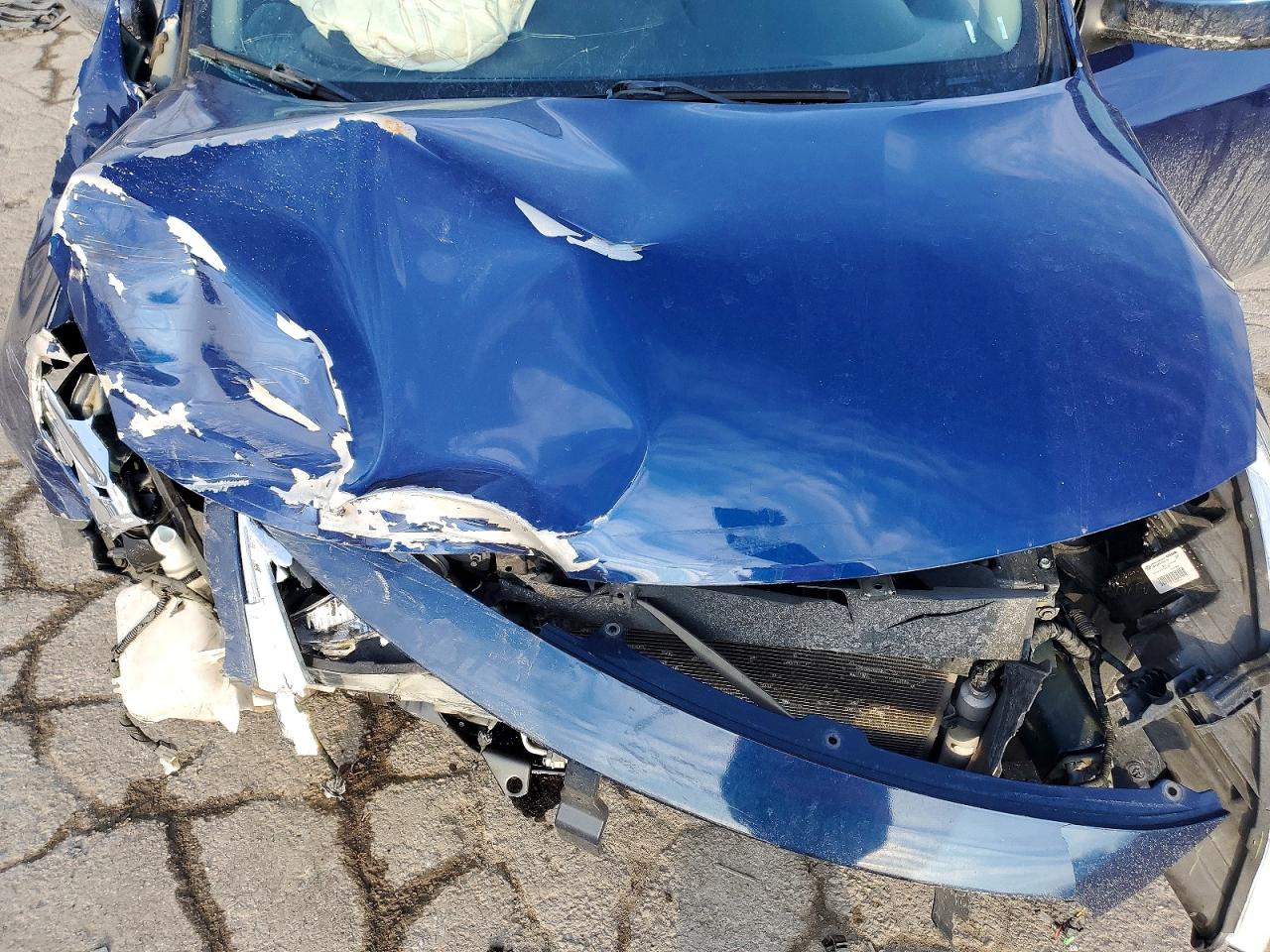 2018 NISSAN VERSA SV photo 31