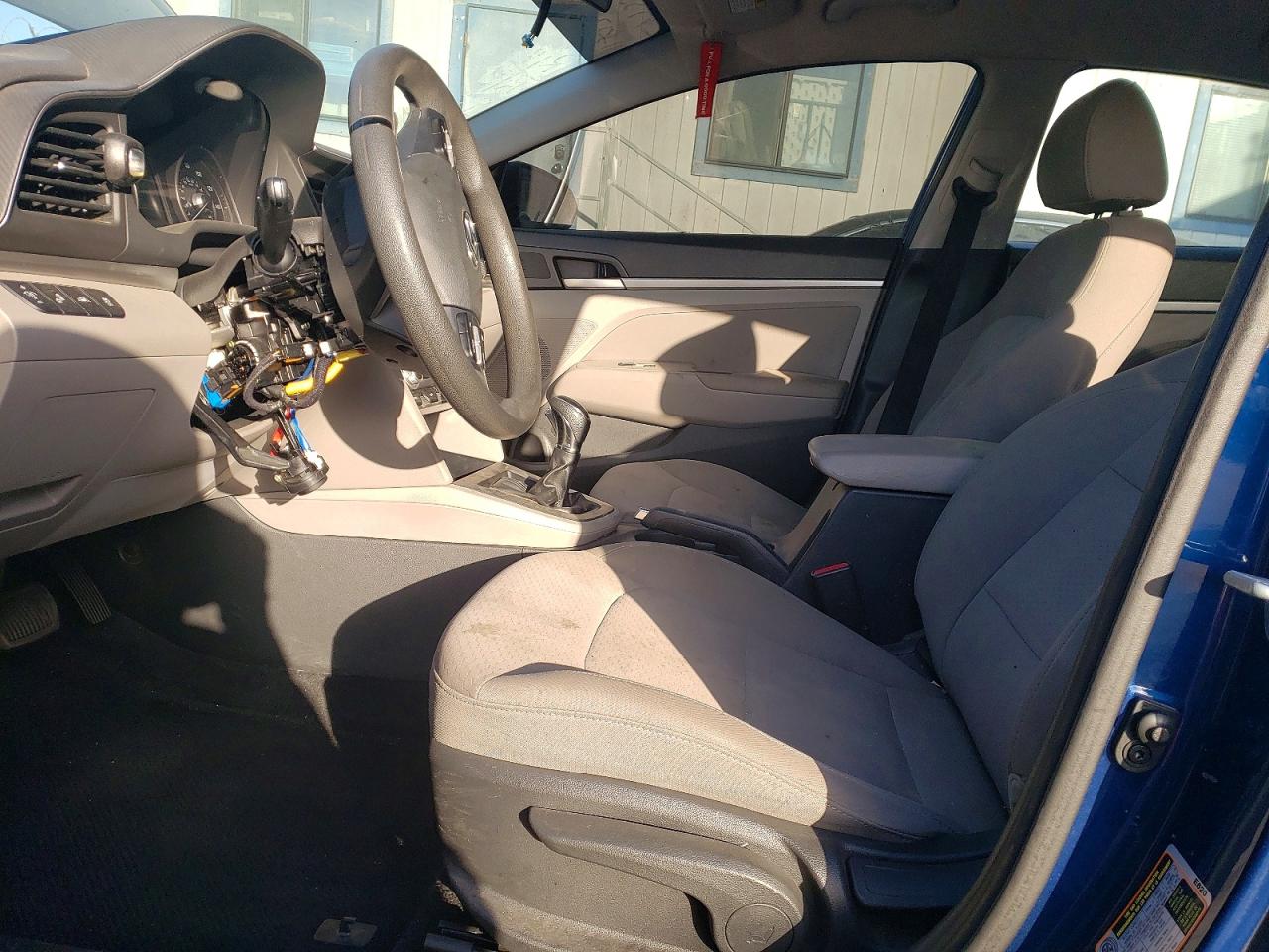 2020 HYUNDAI ELANTRA SEL photo 19