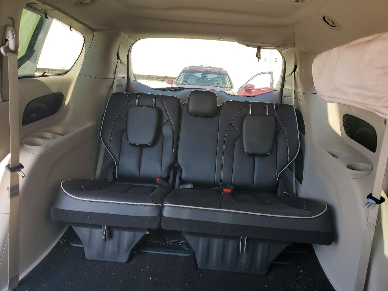 2023 CHRYSLER PACIFICA LIMITED photo 28