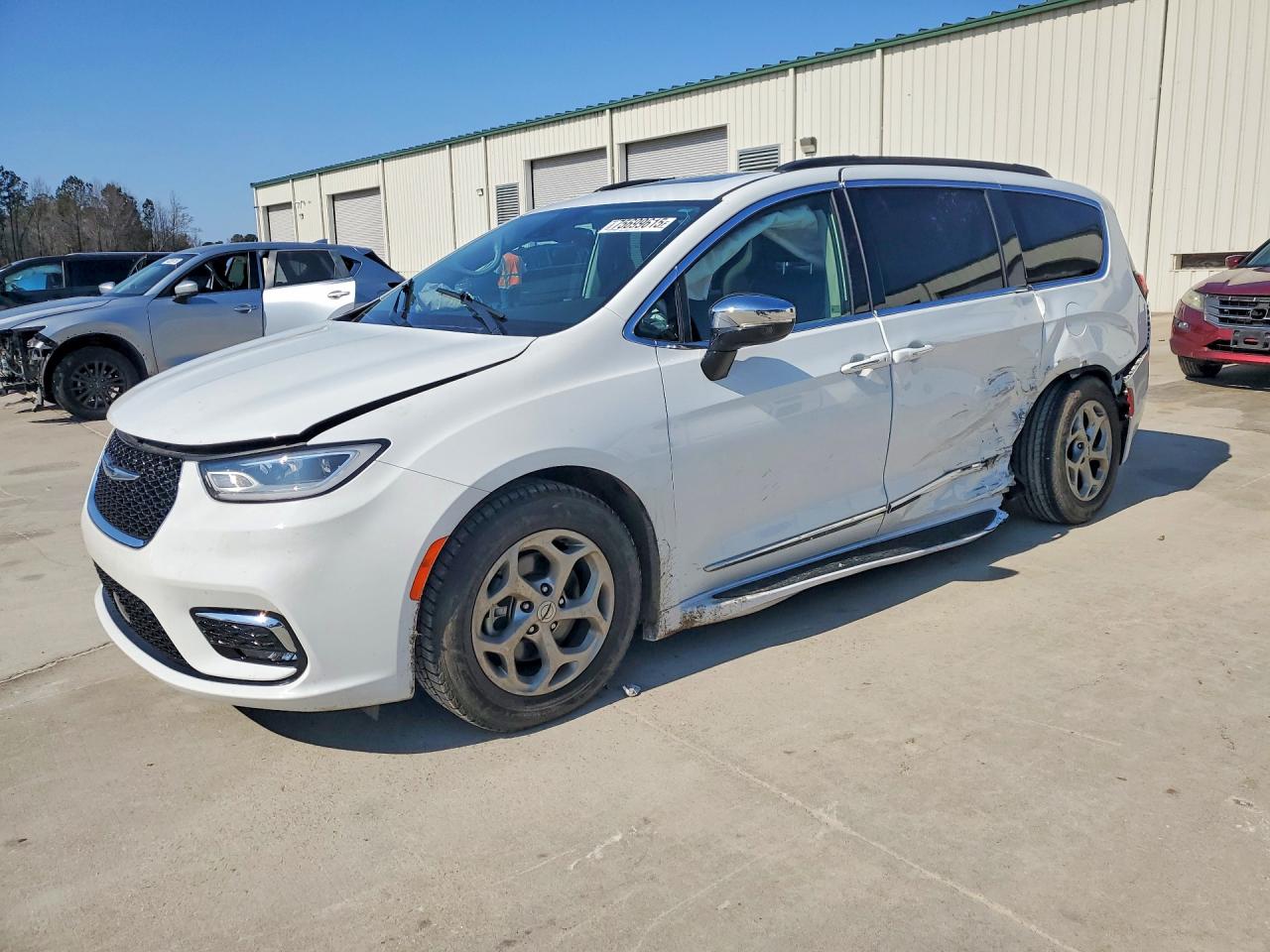 2023 CHRYSLER PACIFICA