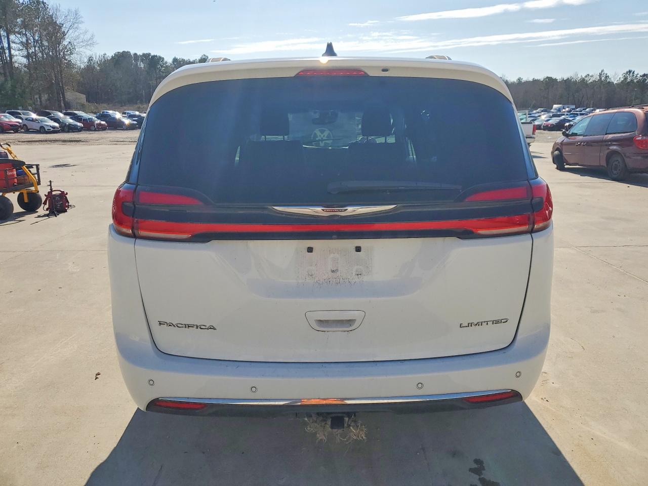 2023 CHRYSLER PACIFICA LIMITED photo 16