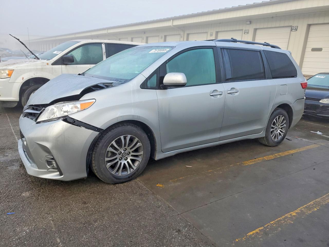 2020 TOYOTA SIENNA