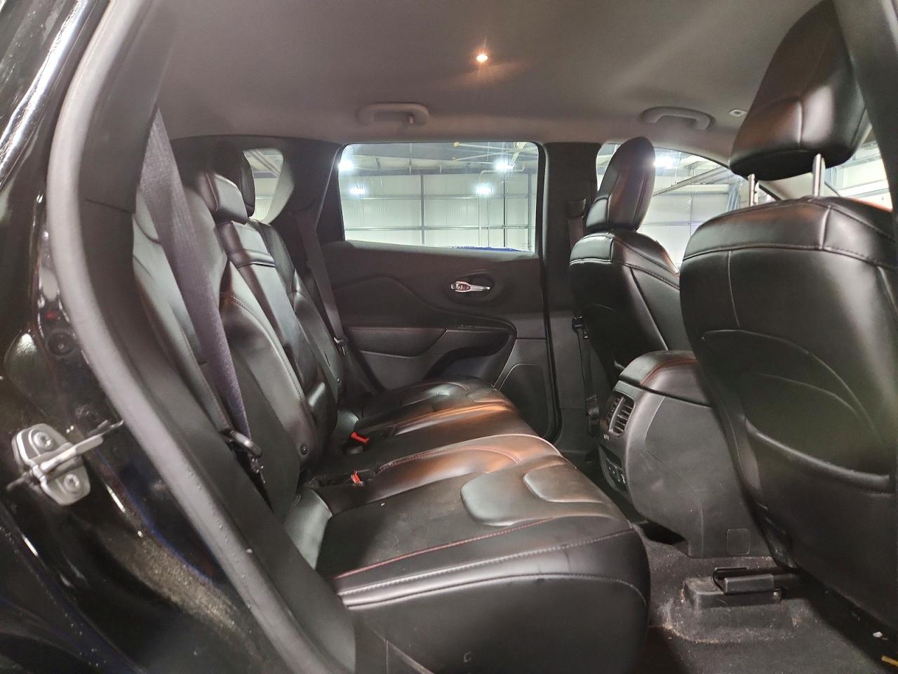 2019 JEEP CHEROKEE TRAILHAWK photo 21