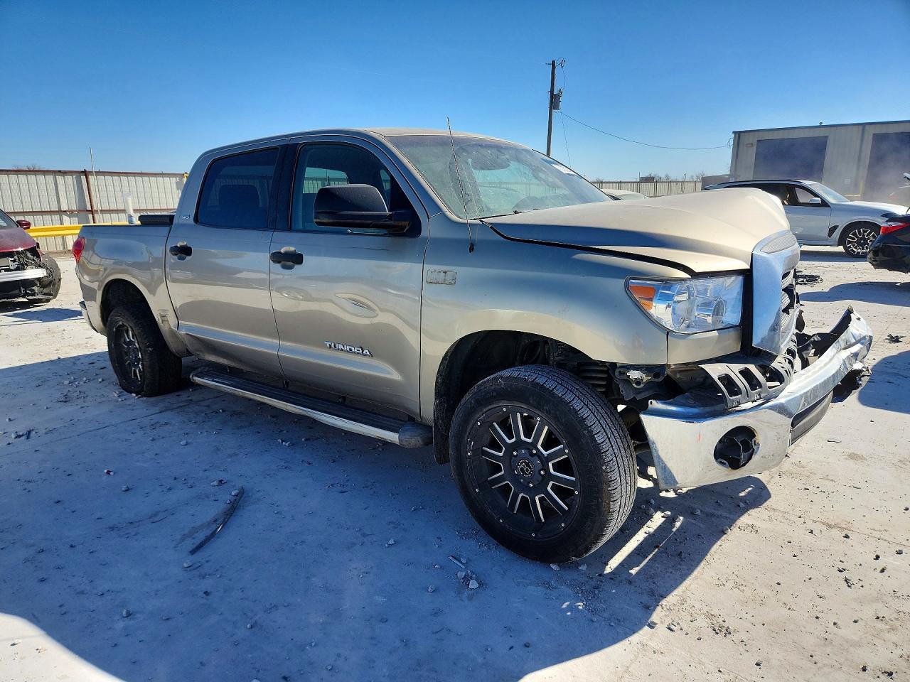 2008 TOYOTA TUNDRA CREWMAX photo 7
