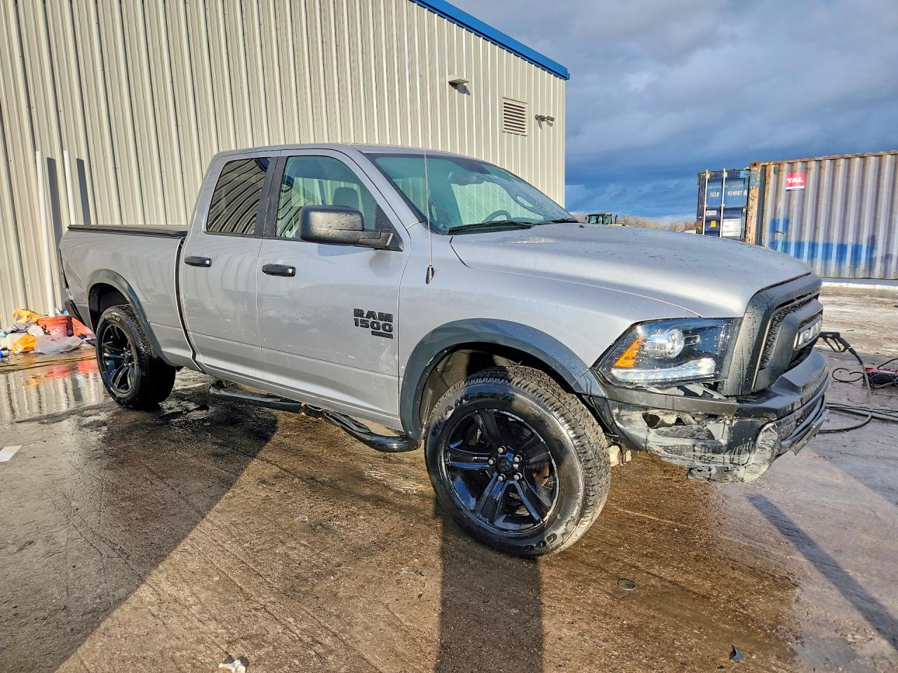 2022 RAM 1500 CLASSIC SLT photo 4