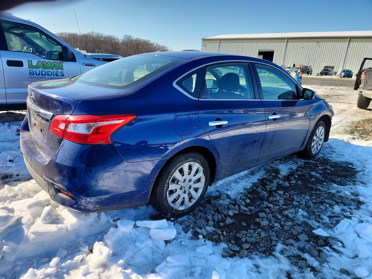 2019 NISSAN SENTRA S photo 3