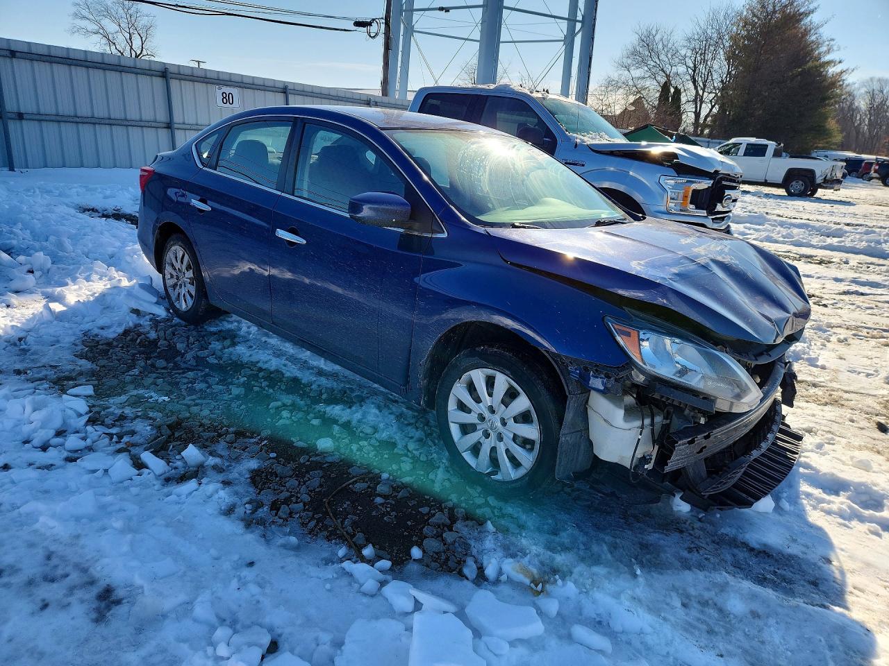 2019 NISSAN SENTRA S photo 4