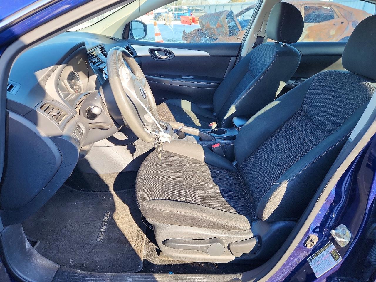 2019 NISSAN SENTRA S photo 7