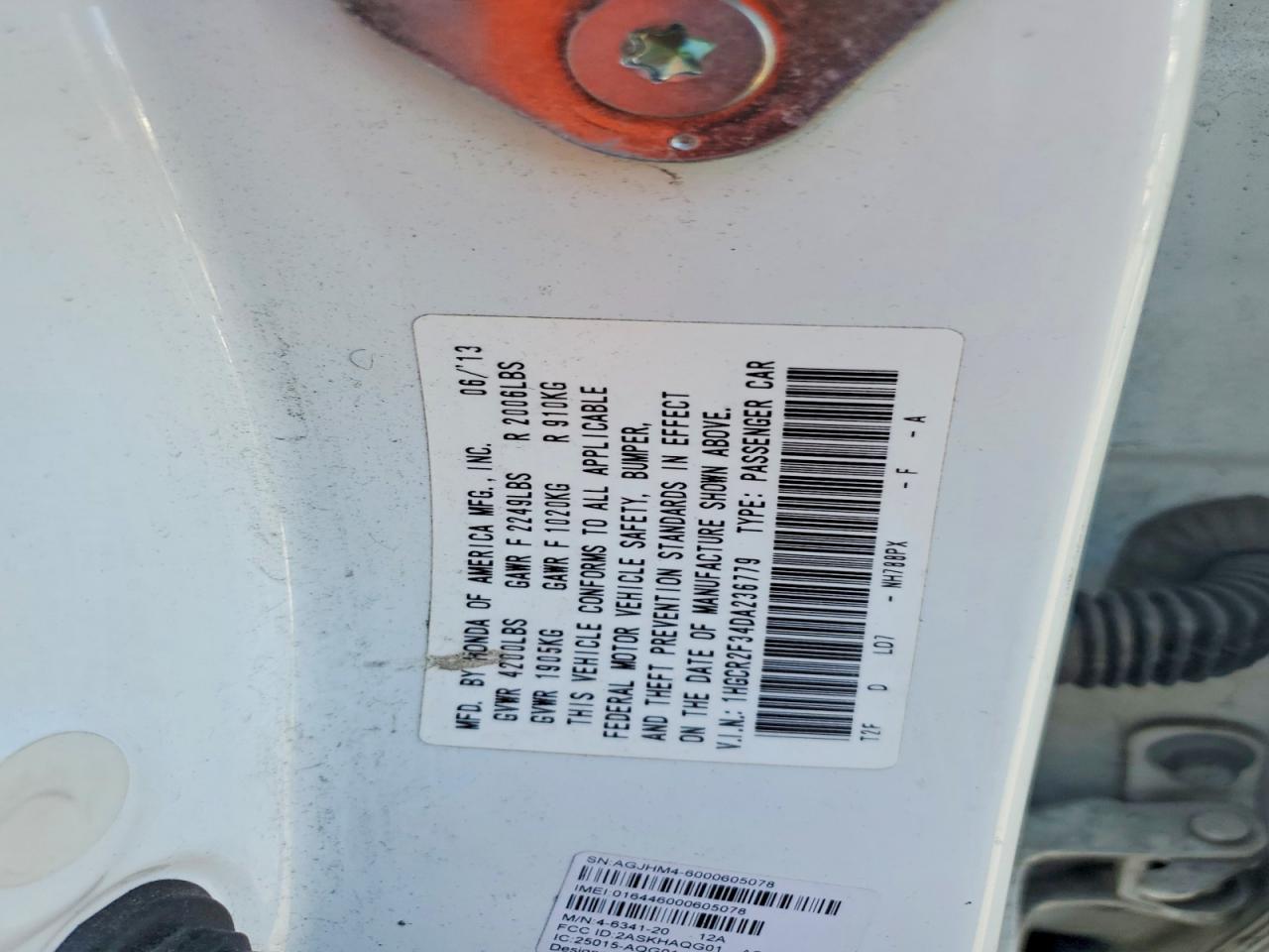 2013 HONDA ACCORD LX photo 12