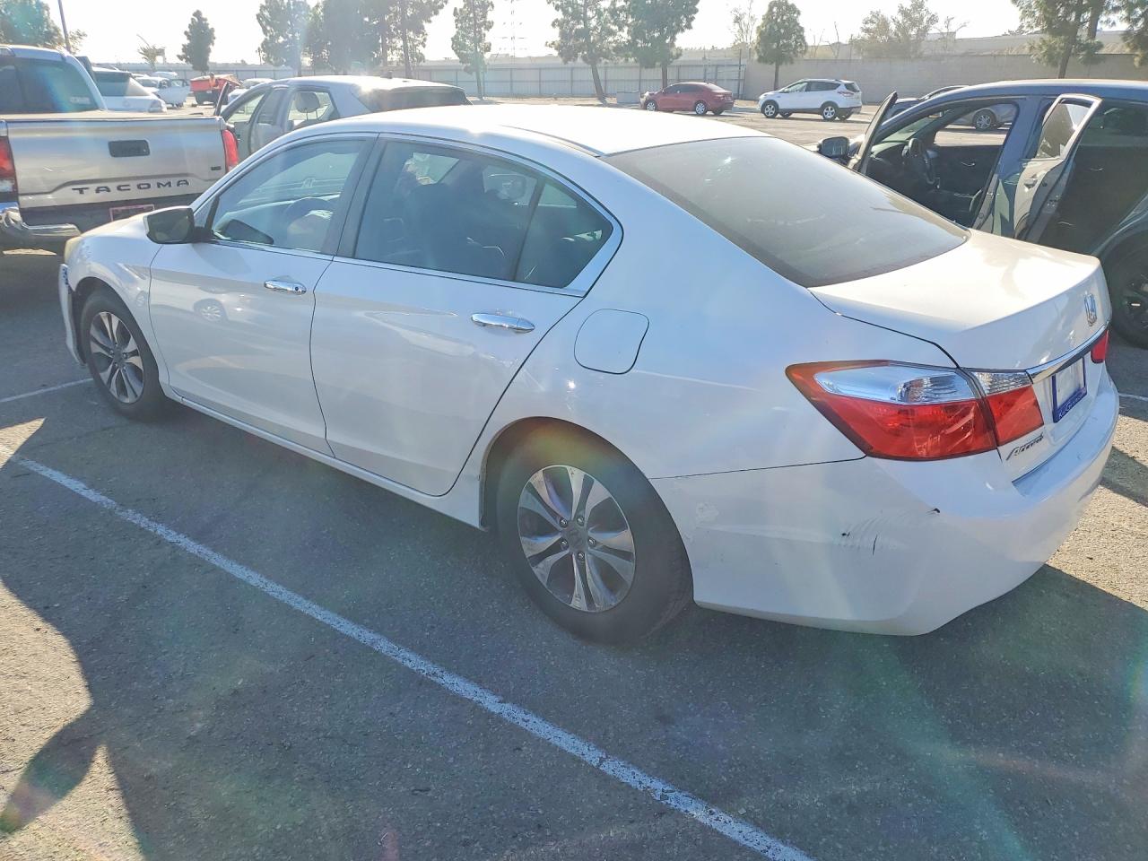 2013 HONDA ACCORD LX photo 2