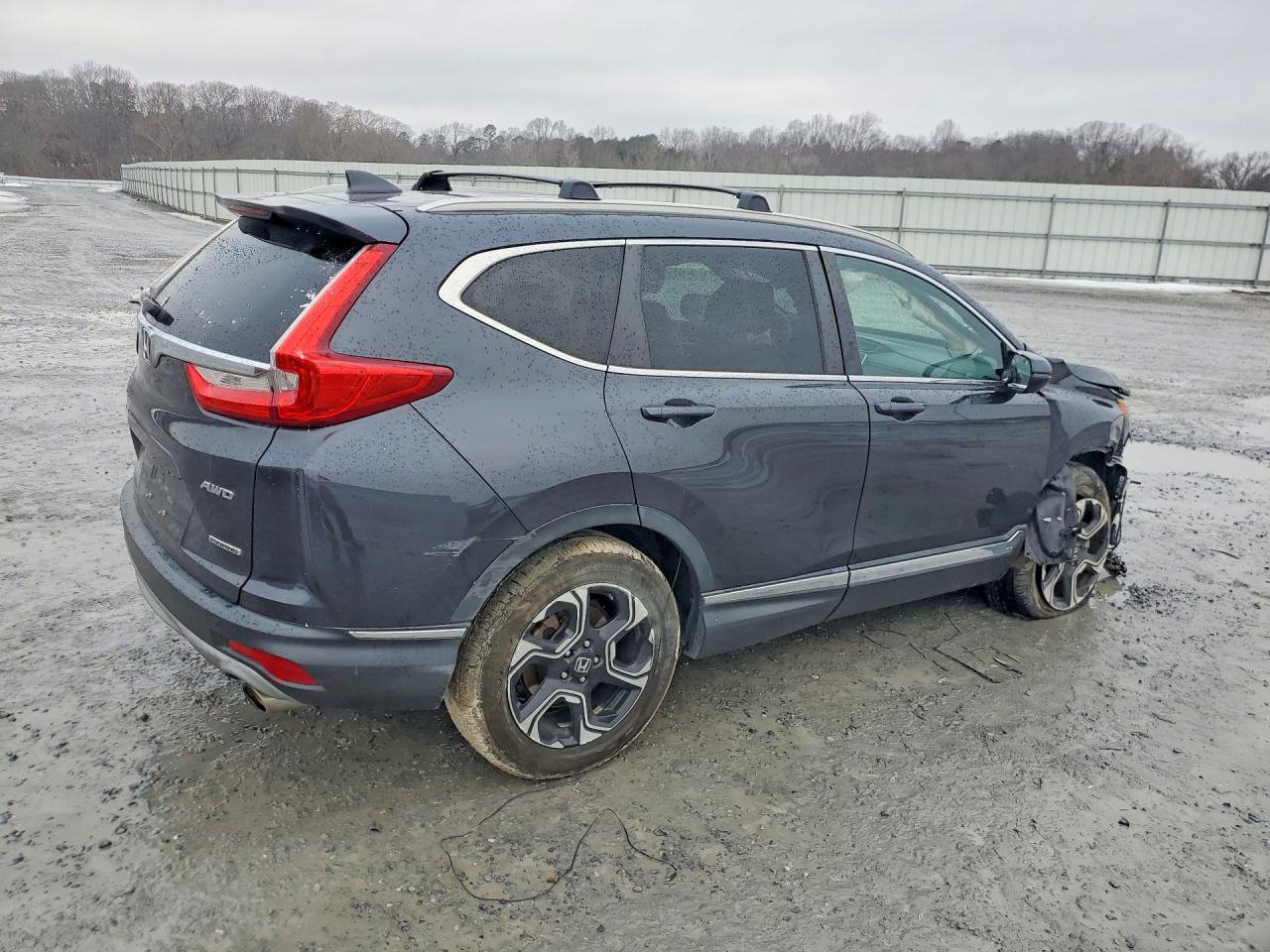 2018 HONDA CR-V TOURING photo 3