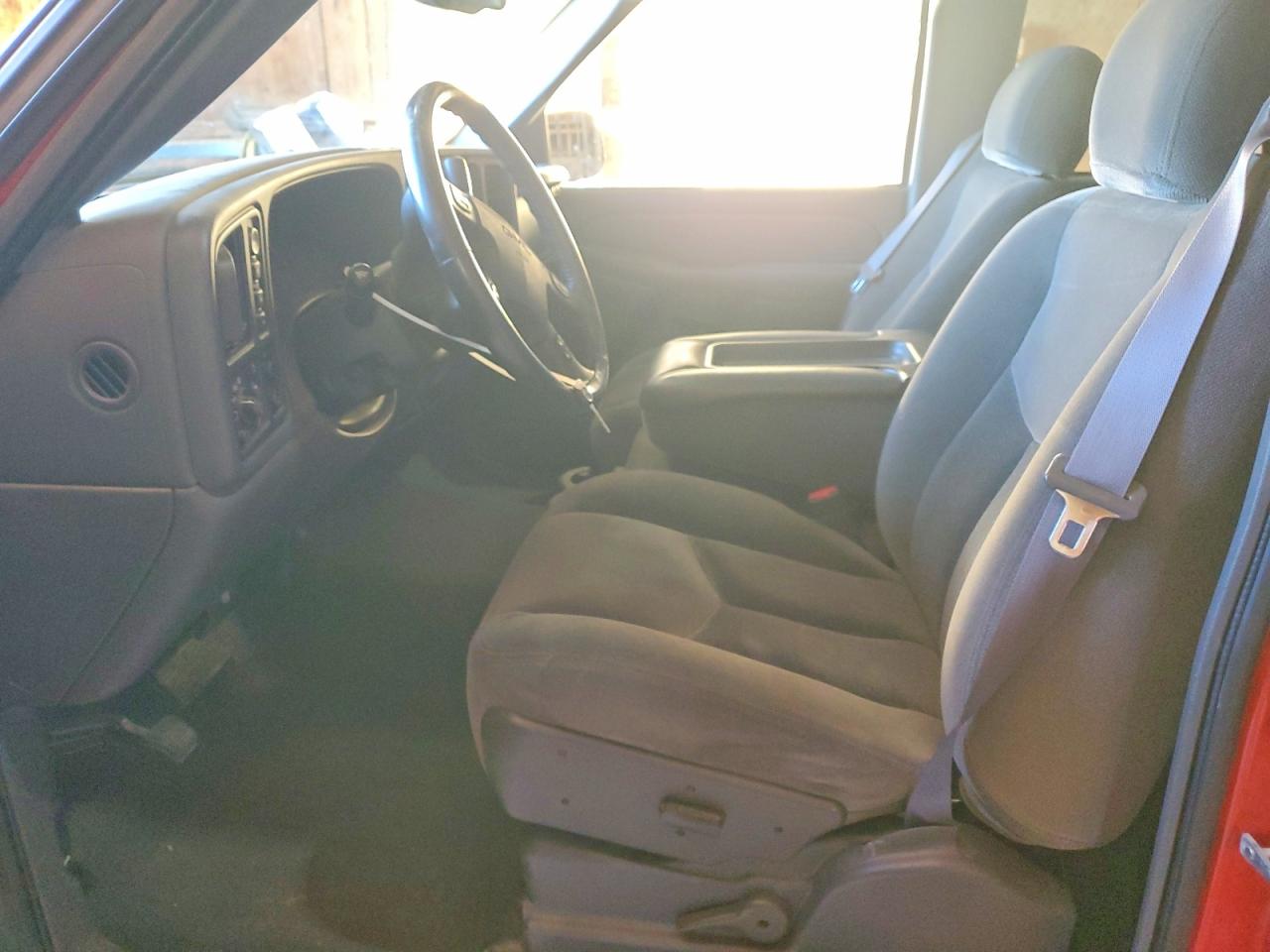 2004 GMC NEW SIERRA K1500 photo 13
