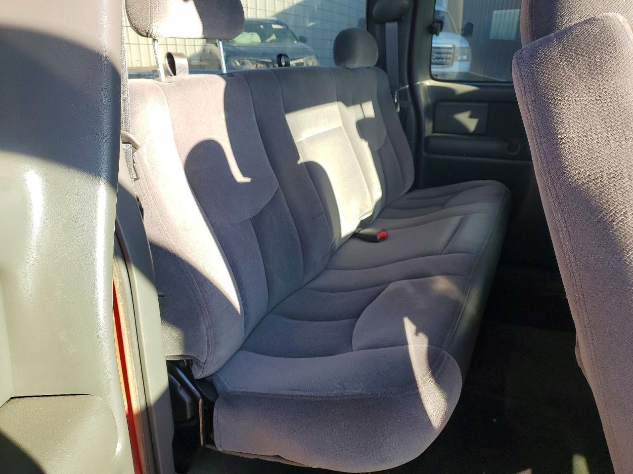 2004 GMC NEW SIERRA K1500 photo 19
