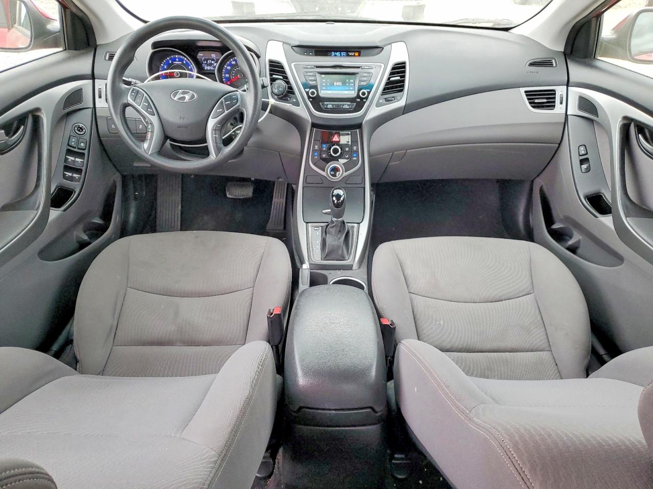 2016 HYUNDAI ELANTRA SE photo 15