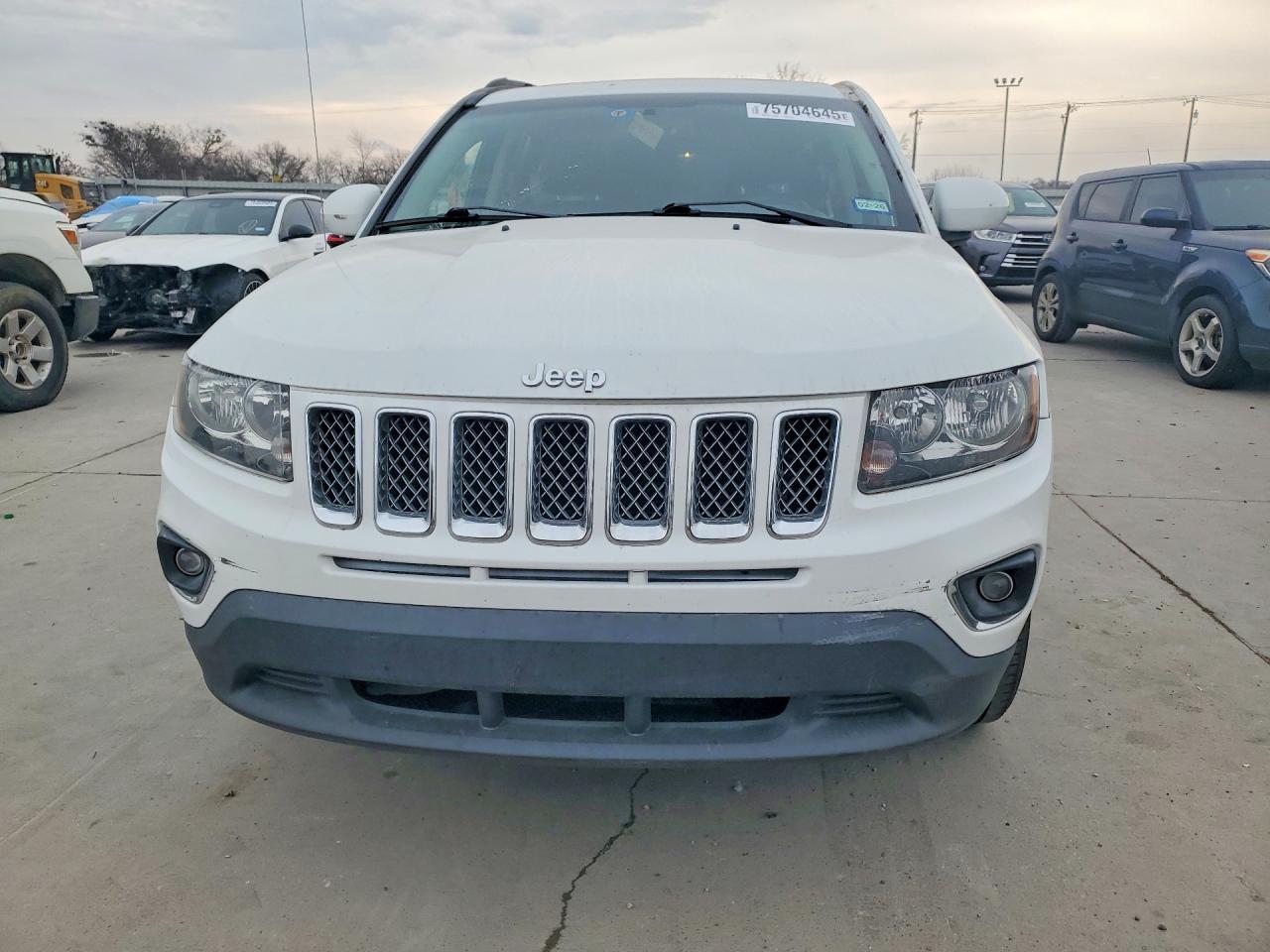 2017 JEEP COMPASS LATITUDE photo 5